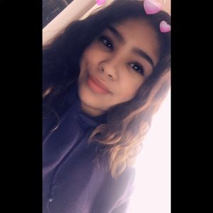 Meet your Posher, Rebecca